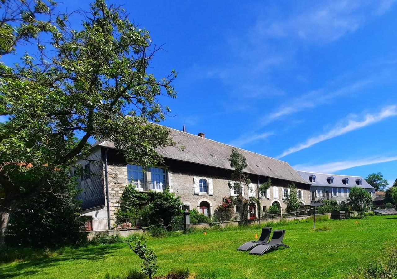 Domaine Lou Castet Bed & Breakfast Tuzaguet Ngoại thất bức ảnh
