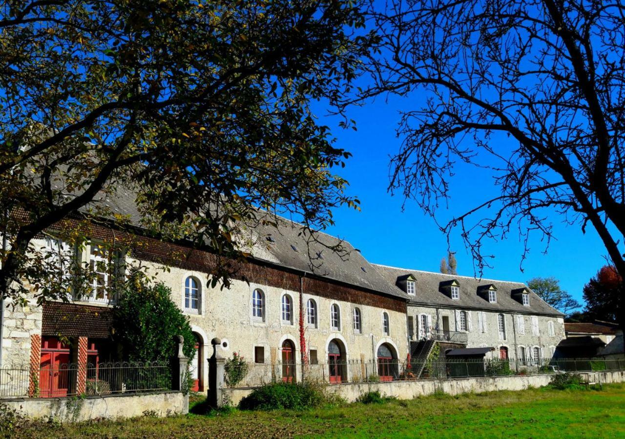 Domaine Lou Castet Bed & Breakfast Tuzaguet Ngoại thất bức ảnh